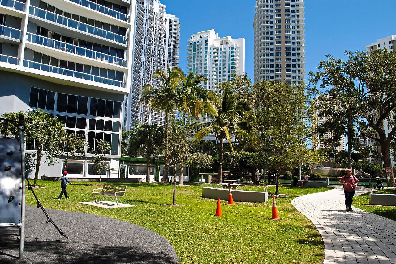 Icon Residences By Ss Vacation 4*